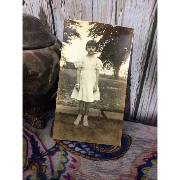 Antique Photo Young Girl Black & White 2 7/8” x 4” - Picture 1 of 10